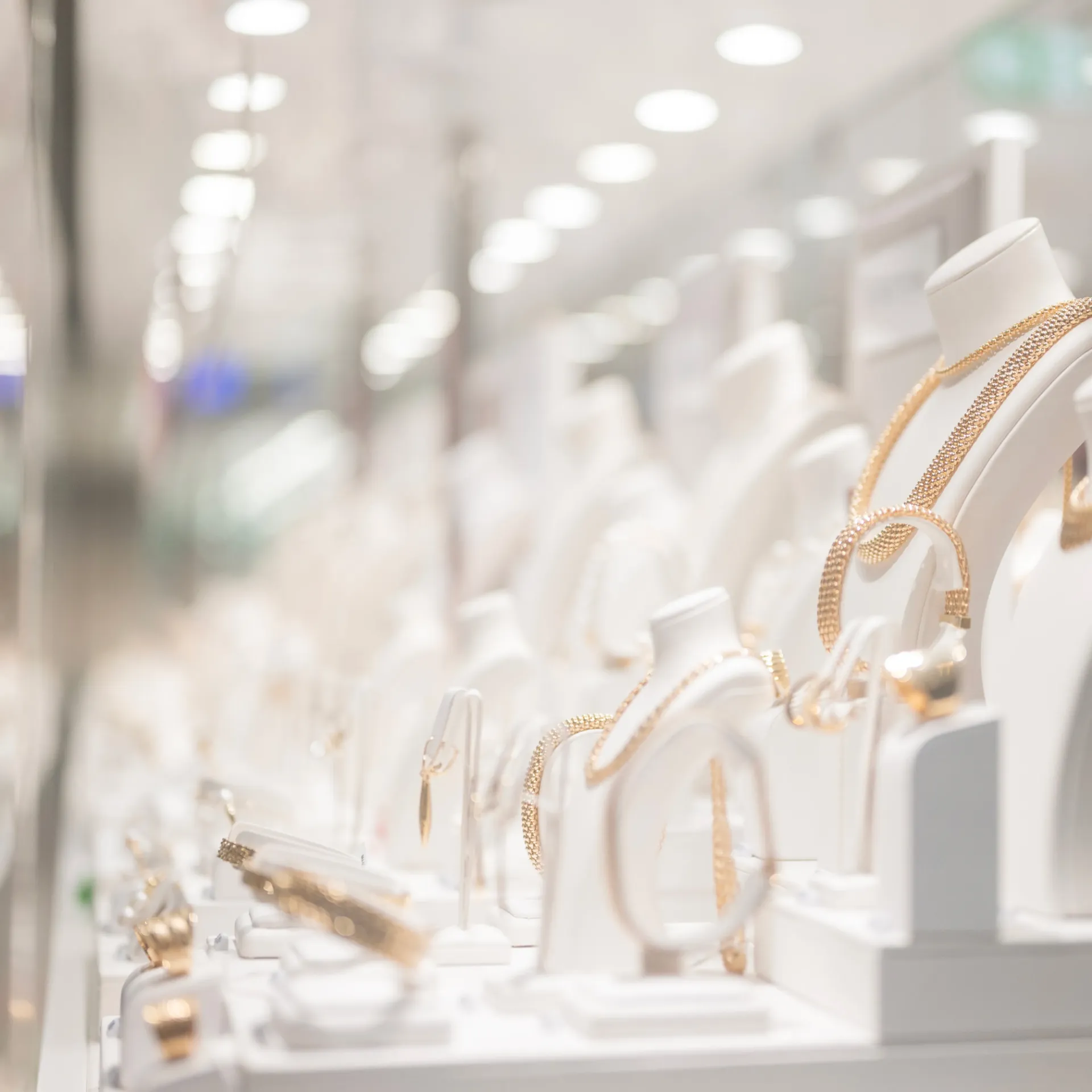 Promos: Show Place 3-Piece Product Display