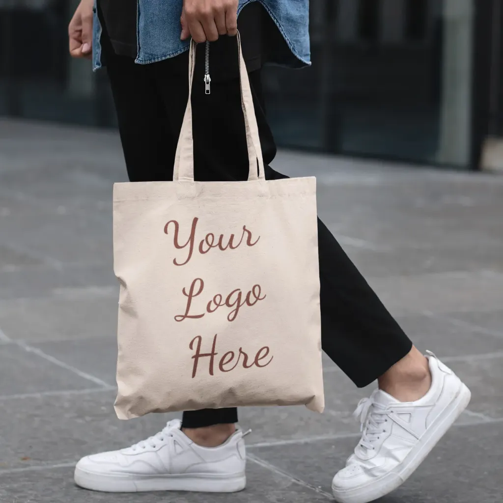 Sponsor: Retail-and-BenchFusion Tote